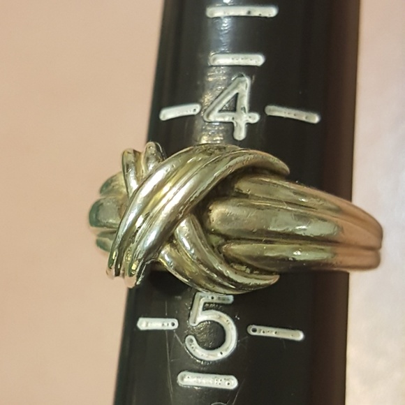 *SOLD* Tiffany & Co. Solid SS Atlas Signature X Ring Size 4.5 - Picture 7 of 7